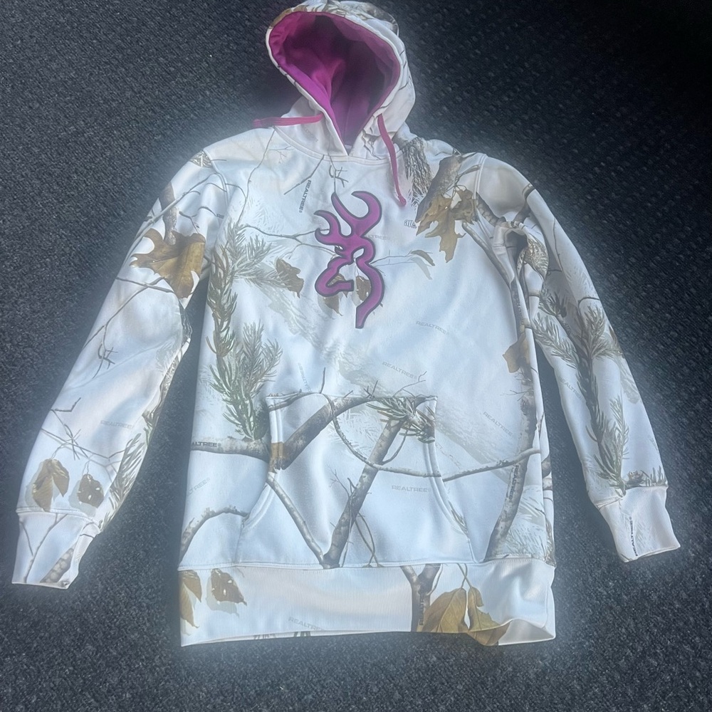Browning Realtree Camo with Purple accents Women’s Hoodie Sweatshirt size Small